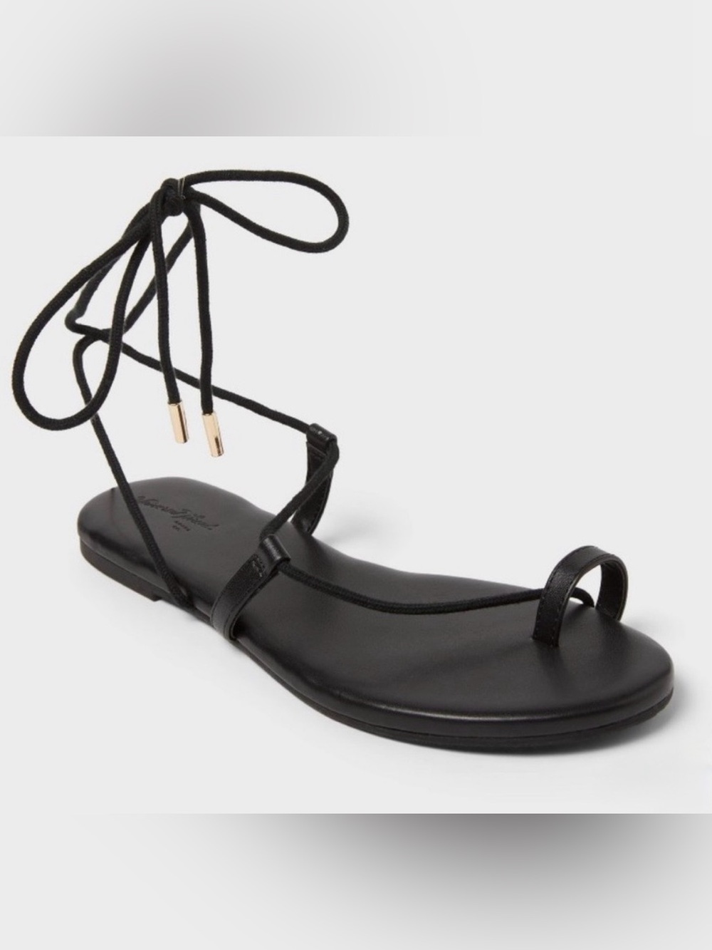 Universal Thread Black Lace-Up Toe-Ring Flat Sandals